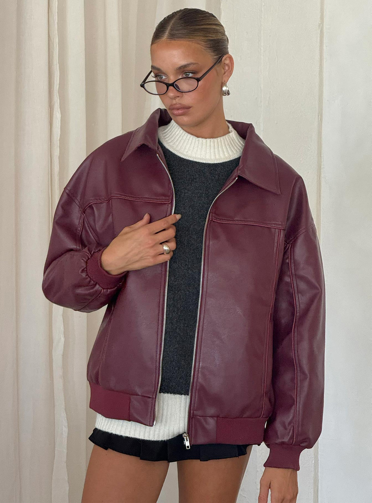 Bomber Efecto Piel Burdeos - Yina Studio