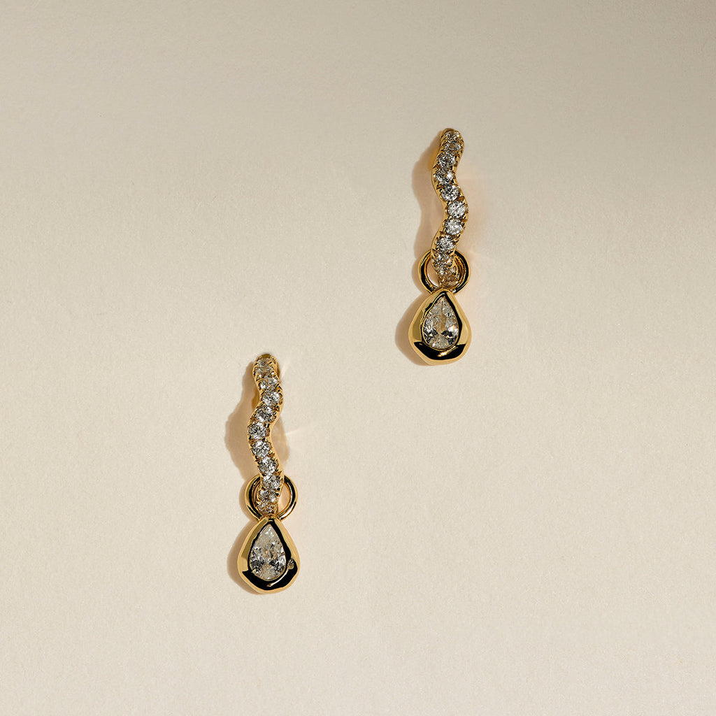 Pendientes Aro Cristal Dorado - Yina Studio