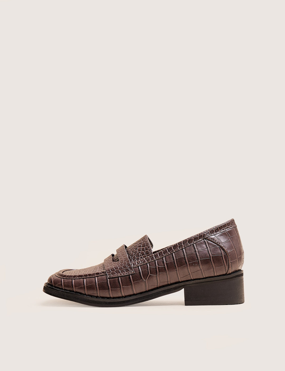 Mocasín Grabado Marrón - Yina Studio